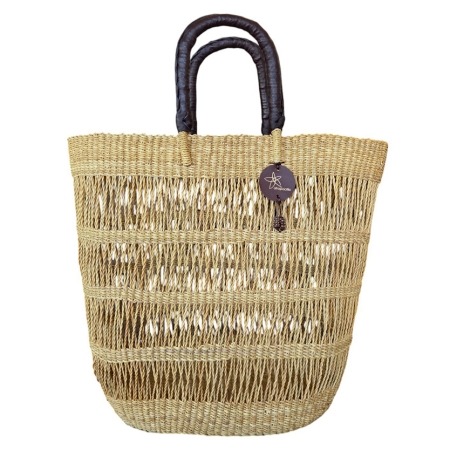 The Bolga Cosmo Mesh Basket is a unique bag for your daily requirements. It has deep sides constructed with mesh weave and a double handle for easy access.