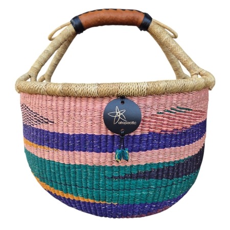 Bolga Market Basket – this large, high-quality basket has a fixed single handle for carrying comfort and an accessible open top. Great for markets & beach
