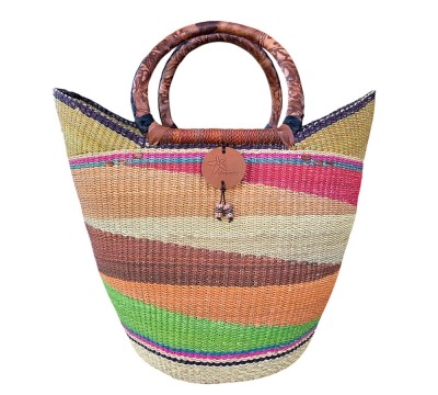 This Bolga U-shopper basket has a double handle and narrow profile making it portable and accessible. Perfect accessory for market, beach or shopping.