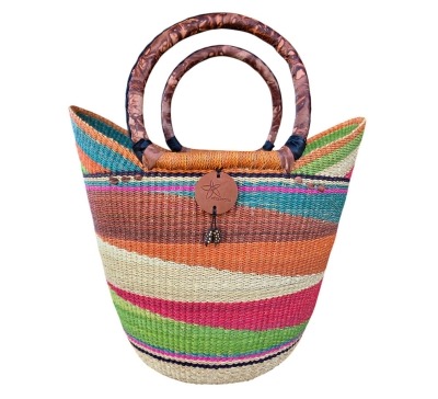 This Bolga U-shopper basket has a double handle and narrow profile making it portable and accessible. Perfect accessory for market, beach or shopping.