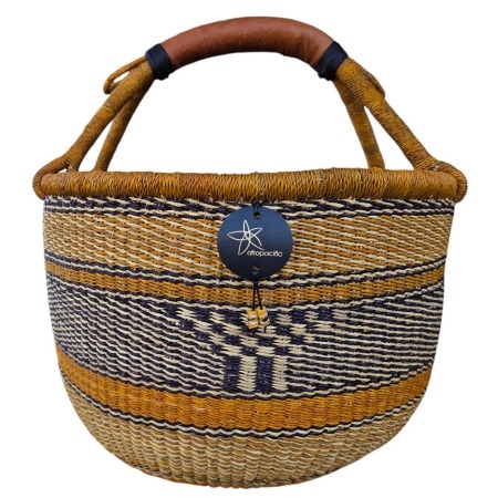 Bolga Market Basket – this large, high-quality basket has a fixed single handle for carrying comfort and an accessible open top. Great for markets & beach.