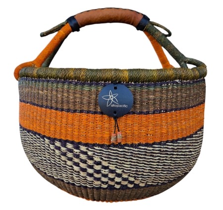 Bolga Market Basket – this large, high-quality basket has a fixed single handle for carrying comfort and an accessible open top. Great for markets & beach.