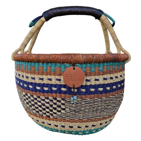 Bolga Market Basket – this large, high-quality basket has a fixed single handle for carrying comfort and an accessible open top. Great for markets & beach.