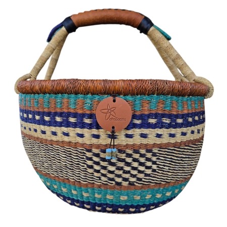 Bolga Market Basket – this large, high-quality basket has a fixed single handle for carrying comfort and an accessible open top. Great for markets & beach.